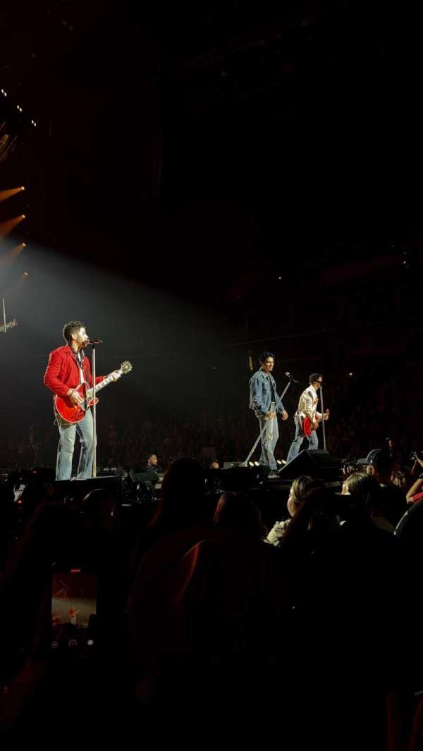 BOK Center, section: Floor 1, row: W, seat: 6