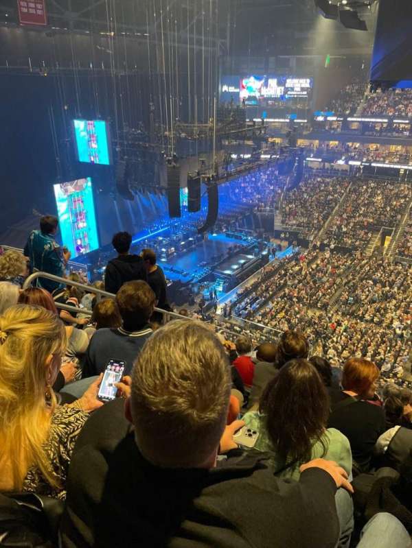 State Farm Arena, section: 222, row: J, seat: 15
