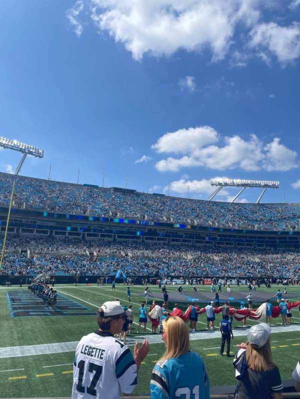 Bank of America Stadium, section: 117, row: 4, seat: 3