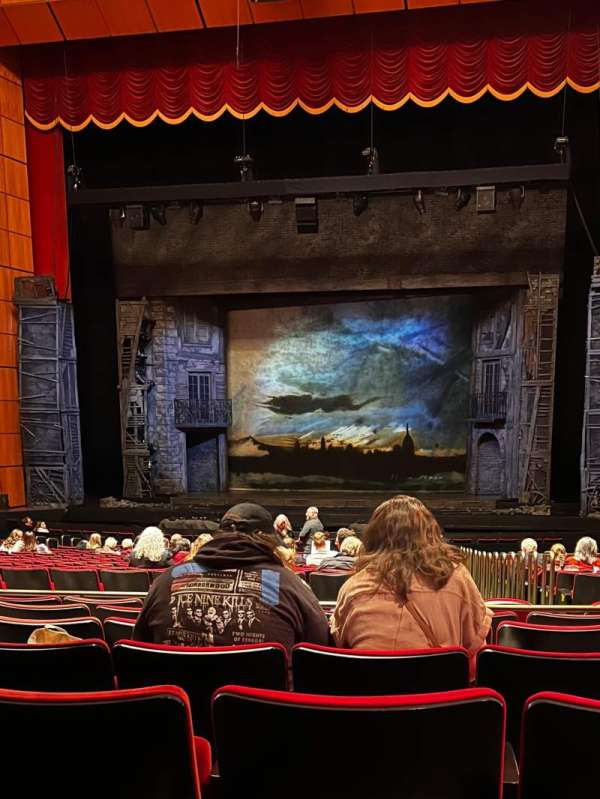 Uihlein Hall, section: Orchestra R, row: V, seat: 40