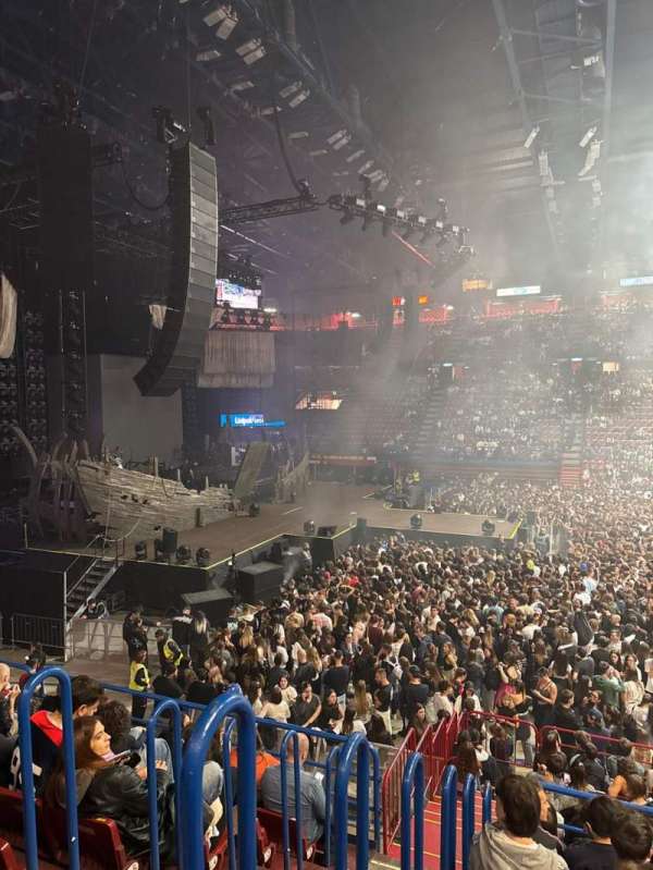 Unipol Forum, section: B6, row: 9, seat: 14