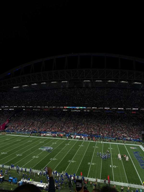 Lumen Field, section: 332, row: D, seat: 17