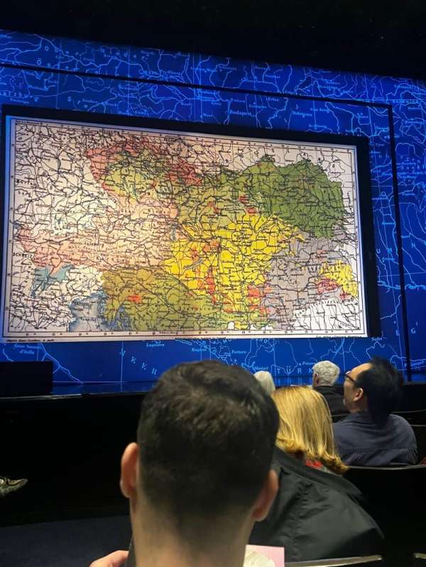 Laura Pels Theatre, section: Orchestra C, row: F, seat: 109