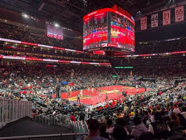 State Farm Arena, section: 122, row: P, seat: 11