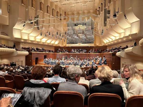 Davies Symphony Hall, section: Orchestra R, row: Z, seat: 6