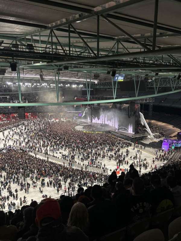 Marvel Stadium, section: L3-14, row: W, seat: 10