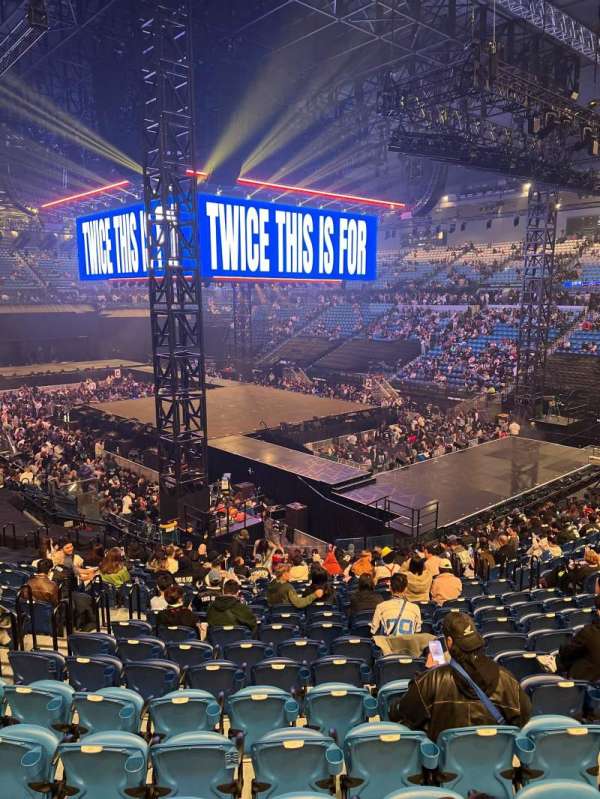 rod laver arena, section: 3, row: R, seat: 411