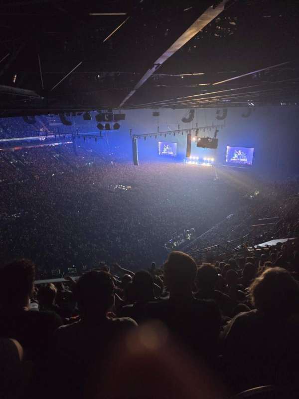 Paris La Défense Arena, section: 415, row: 56, seat: 62