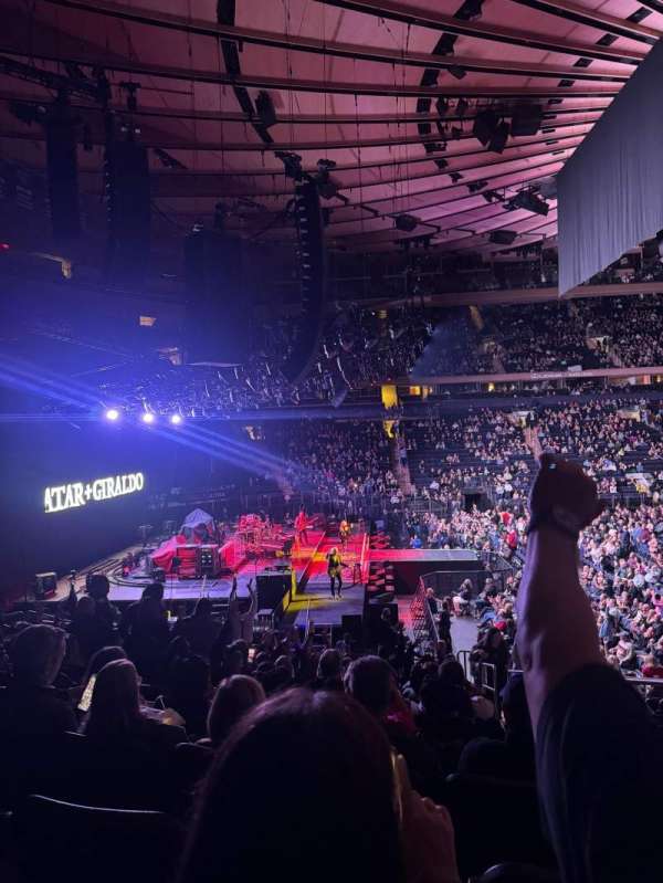 Madison Square Garden, section: 115, row: 16, seat: 21