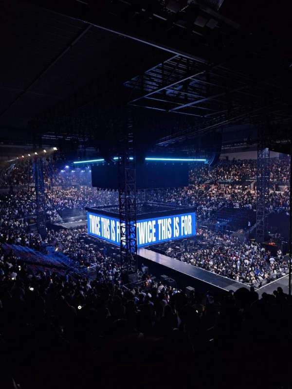Rod Laver Arena, section: 42, row: EE, seat: 242