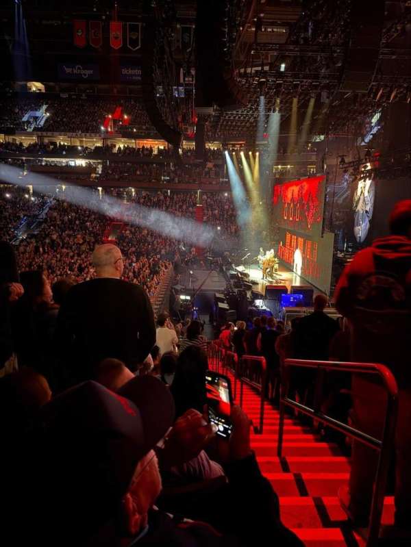 Nationwide Arena, section: 102, row: V, seat: 1