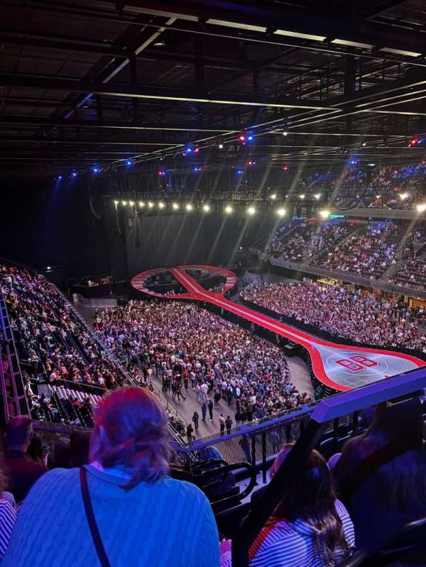 Ziggo Dome, section: 209, row: 8, seat: 300