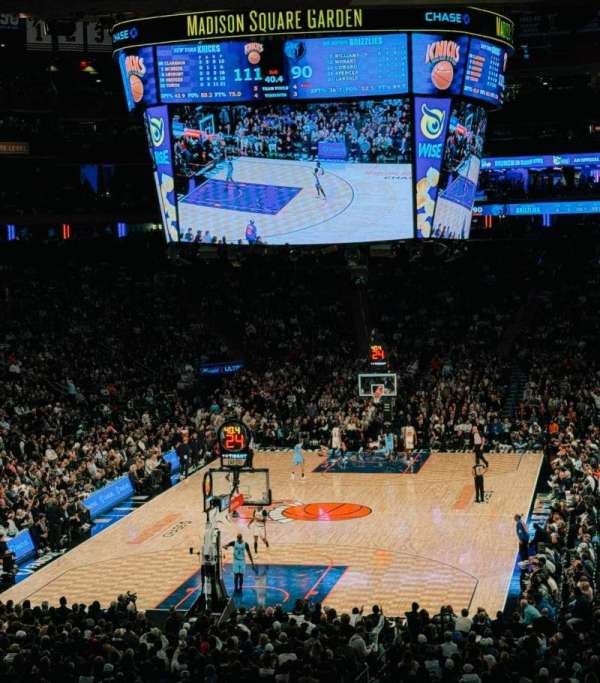 Madison Square Garden, section: Club 62, row: 2, seat: 3