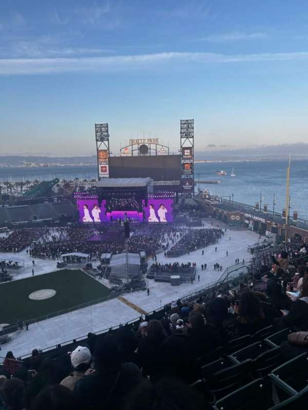 Oracle Park, section: VR312, row: 10, seat: 1