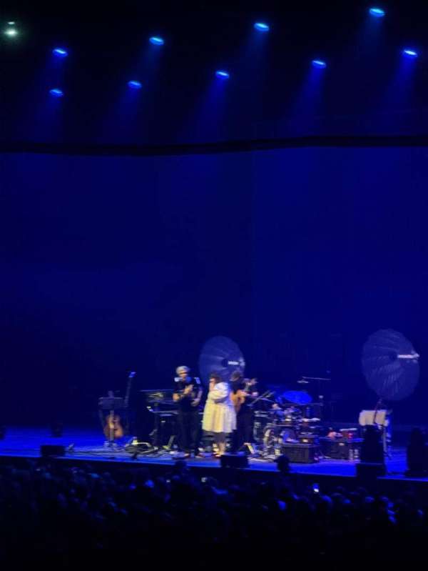 Zénith Paris, section: Q, row: 19, seat: 246