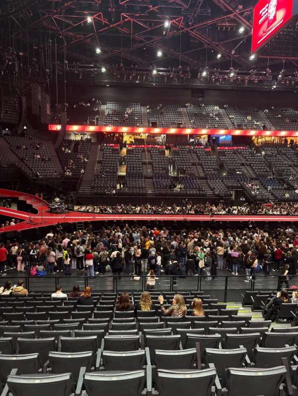Accor Arena, section: Gradin O, row: 13, seat: 3