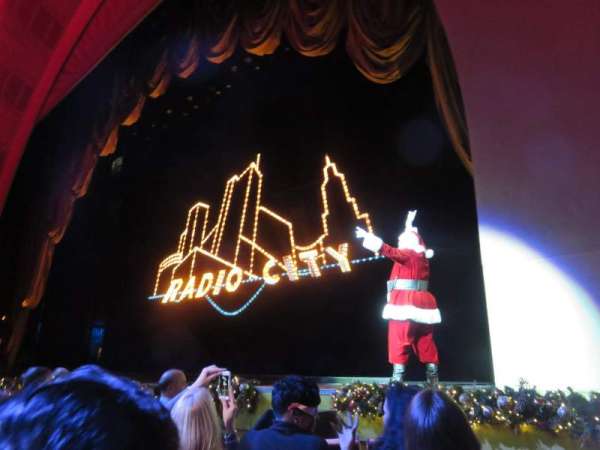 Radio City Music Hall, section: Orchestra 2, row: FF, seat: 205-206