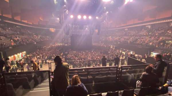 Unipol Arena, section: Gradinata frontale, row: 8, seat: 47