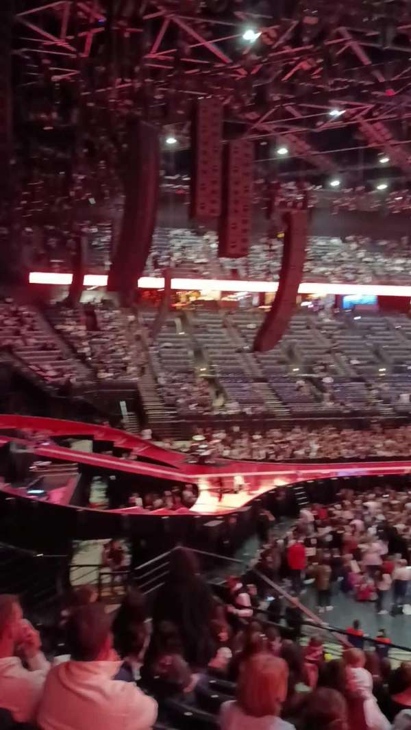 Accor Arena, section: Gradin M, row: 8, seat: 18