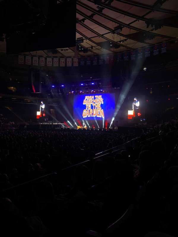 Madison Square Garden, section: 106, row: 3, seat: 106