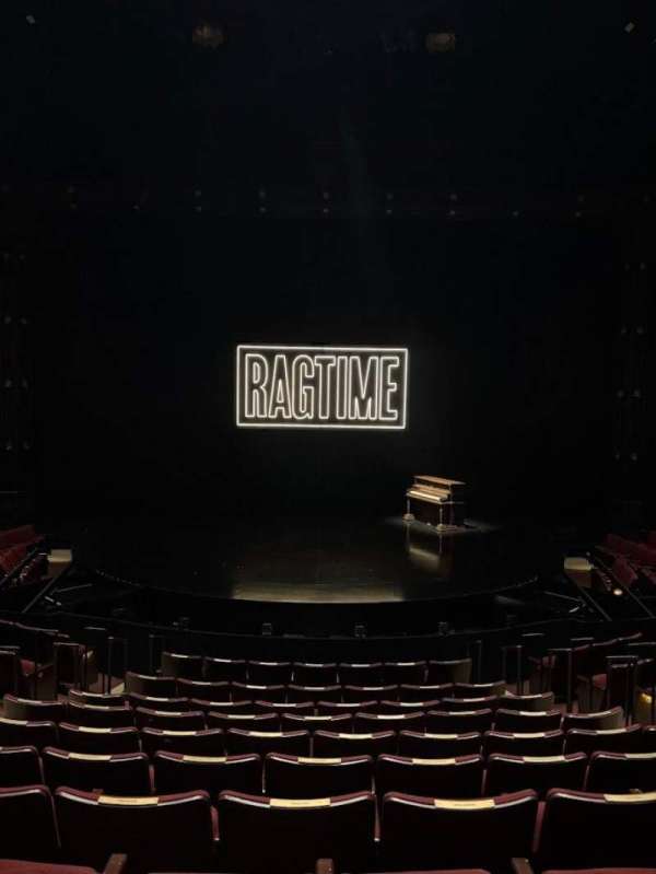 Vivian Beaumont Theater, section: Orchestra C, row: M, seat: 307