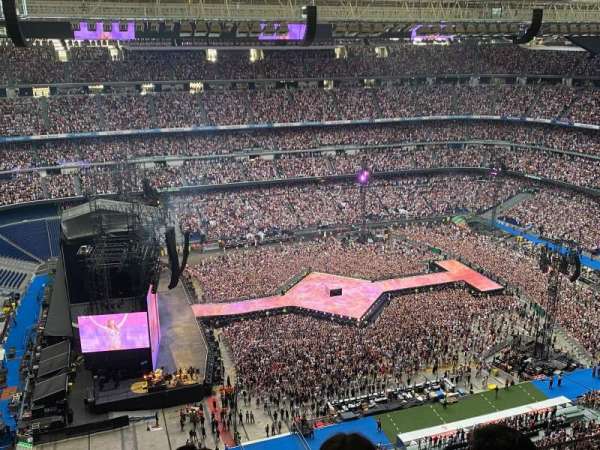 Santiago Bernabéu Stadium, section: 704, row: 4, seat: 21