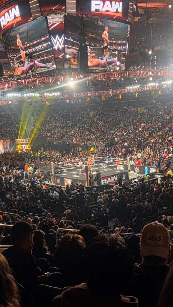 Madison Square Garden, section: 120, row: 18, seat: 4