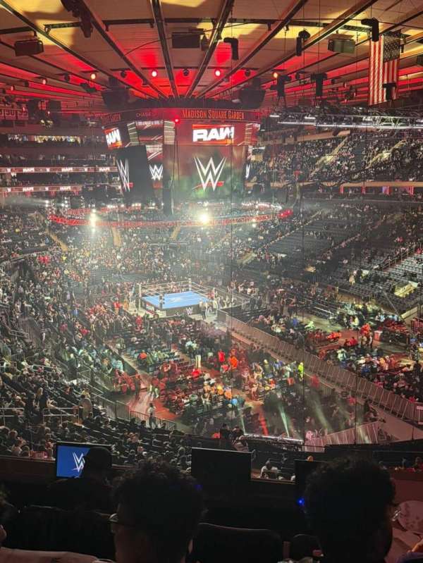 Madison Square Garden, section: 216, row: 5, seat: 5