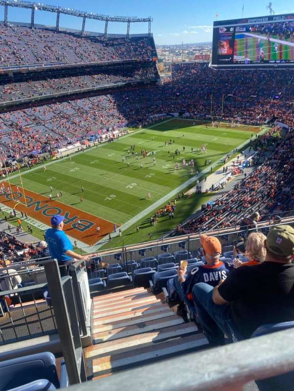 Empower Field at Mile High Stadium, section: 515, row: 10, seat: 22