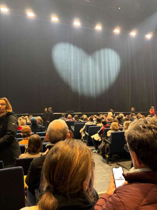 Dôme de Paris, section: Gradin A, row: 4, seat: 13
