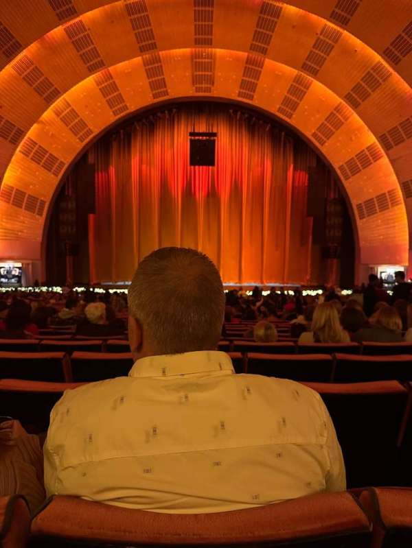 Radio City Music Hall, section: Orchestra 4, row: M, seat: 407