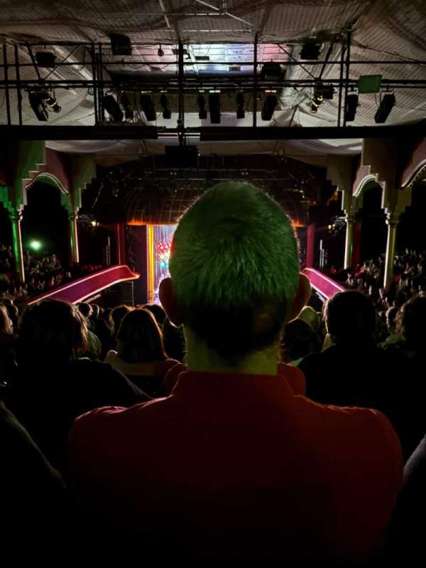 Casino de Paris, section: Balcon, row: O, seat: 4