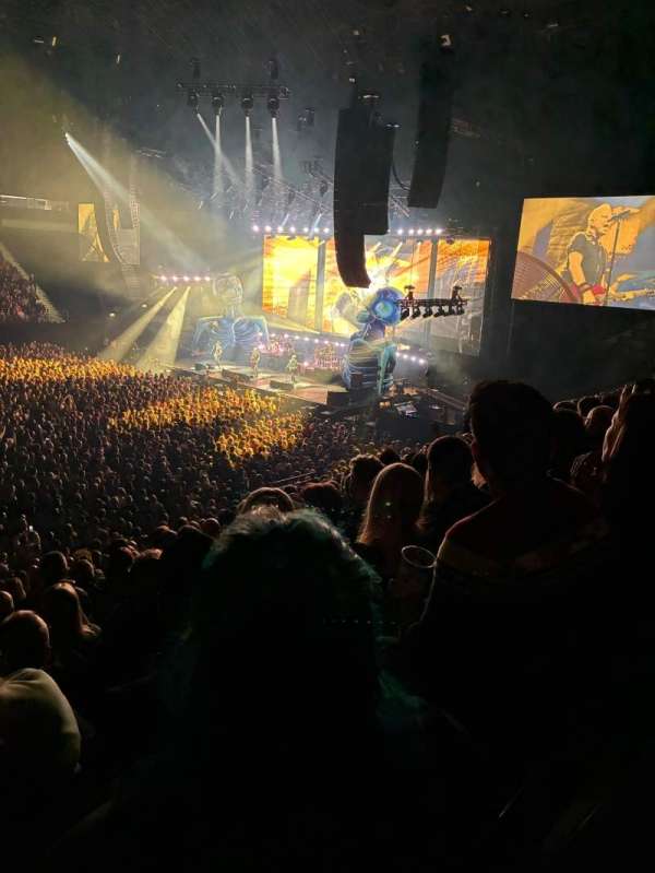 AO Arena, section: 114, row: U, seat: 8