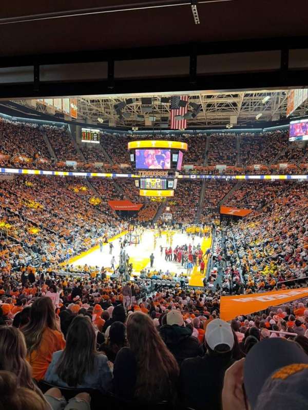 Thompson-Boling Arena, section: 112, row: 28, seat: 9