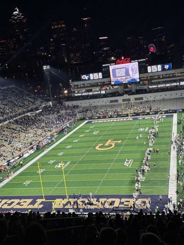 Bobby Dodd Stadium, section: 213, row: 27, seat: 13