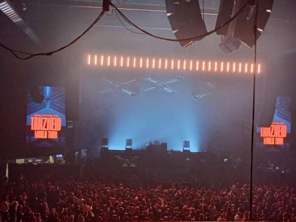 Lotto Arena, section: 233, row: 1, seat: 3