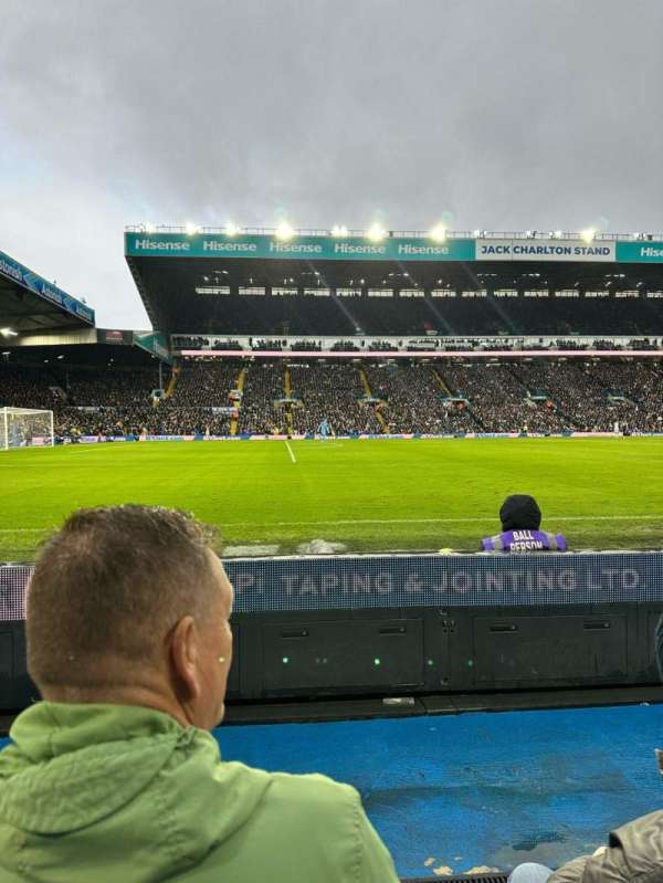 Elland Road, section: C21, row: CC, seat: 184