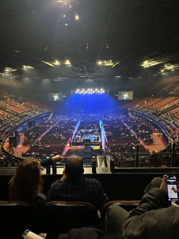 Kia Forum, section: 236, row: 7, seat: 12