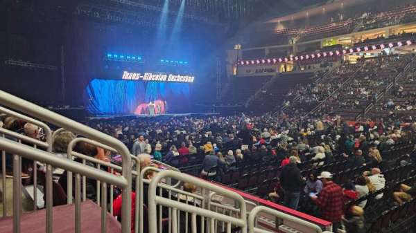 Giant Center, section: 121, row: F, seat: 12