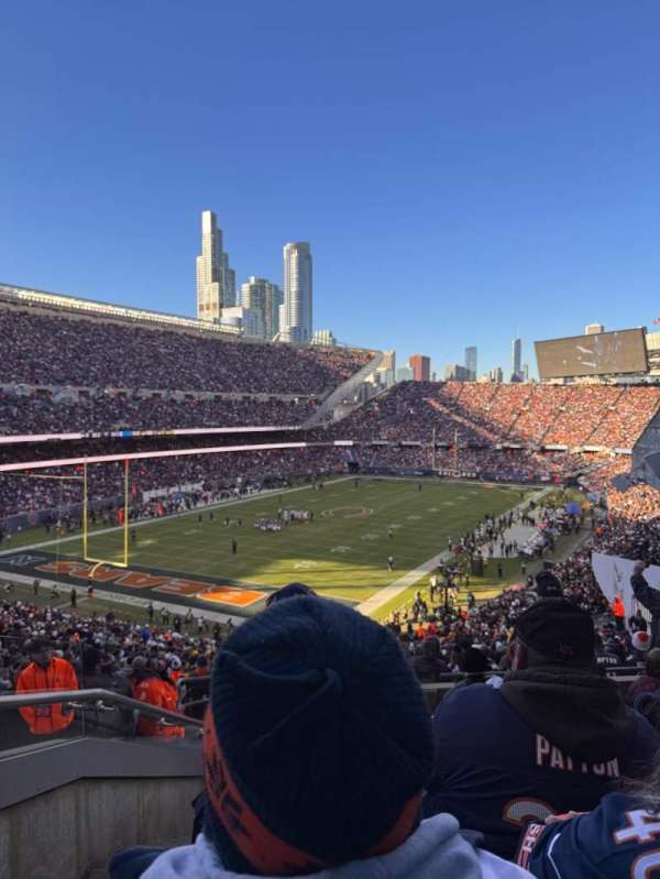 Soldier Field, section: 318, row: 7, seat: 4