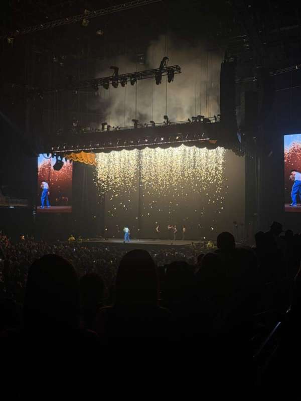Coliseo De Puerto Rico, section: 126, row: G, seat: 10