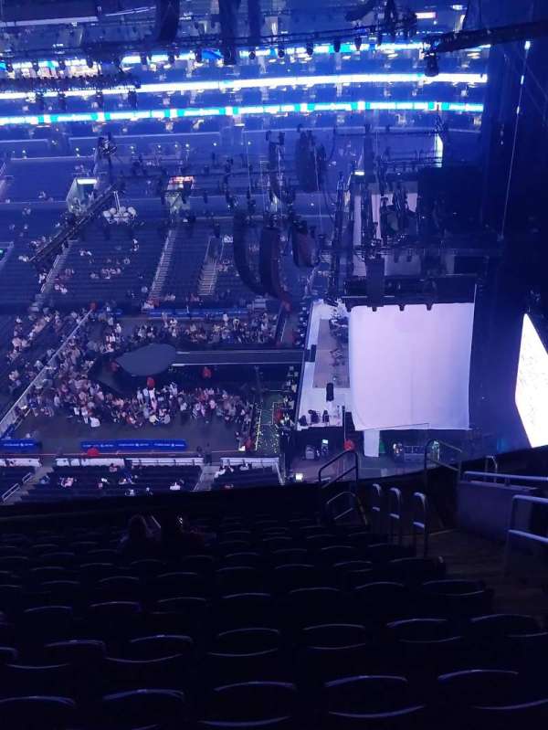 Crypto.com Arena, section: 333, row: 12, seat: 4