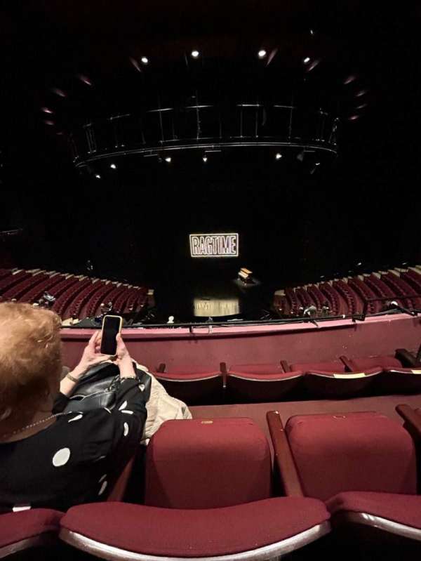 Vivian Beaumont Theater, section: Loge C, row: C, seat: 313