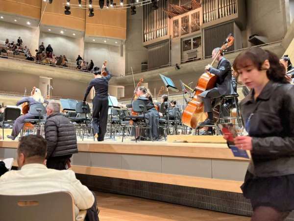 Roy Thomson Hall, section: R1, row: D, seat: 42