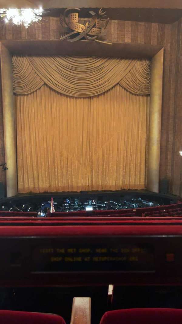 Metropolitan Opera House - Lincoln Center, section: Grand Tier LC, row: E, seat: 109