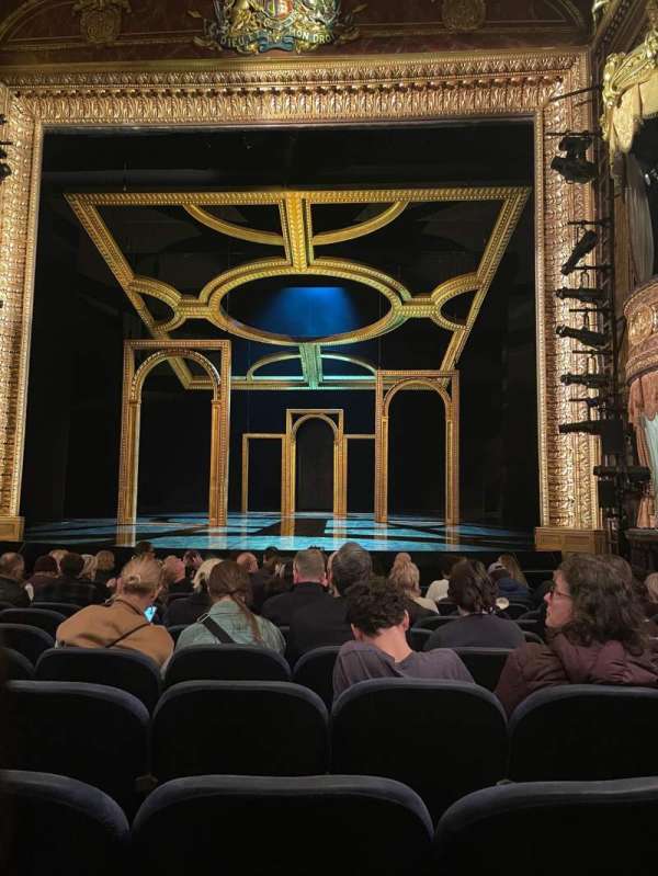 Theatre Royal Haymarket, section: Stalls, row: M, seat: 8