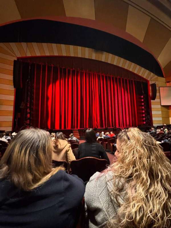 Miller High Life Theatre, section: 1LC, row: L, seat: 2