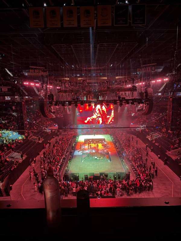 Chase Center, section: 213, row: 1, seat: 7,8
