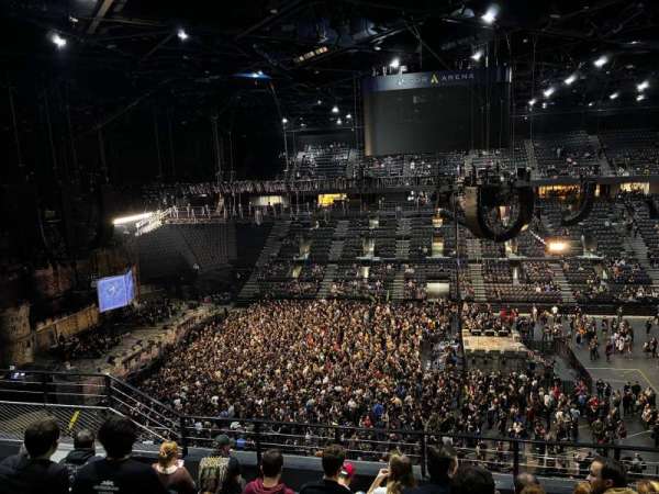 Accor Arena, section: Balcon P, row: 87, seat: 1