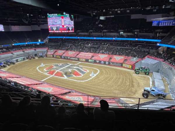 CHI Health Center Omaha, section: 202, row: D, seat: 10
